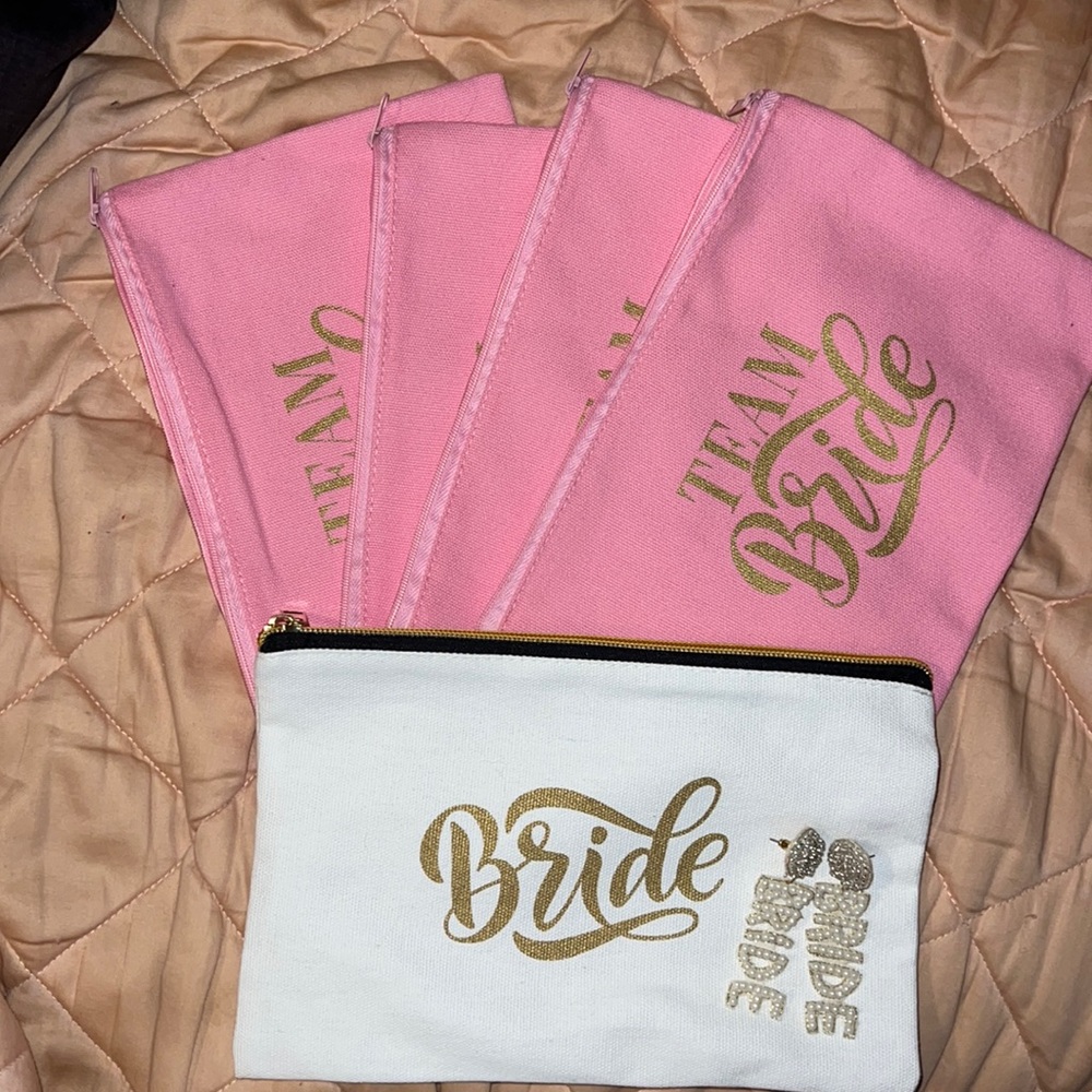 Bridal shower/party gift bag set and earrings